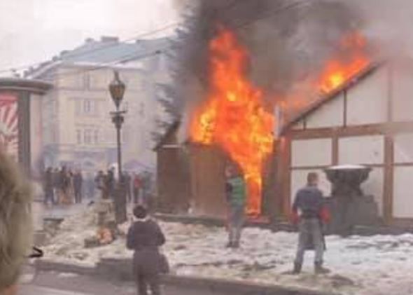 На ярмарке во Львове прогремели взрывы, и начался пожар: много раненых, два человека в реанимации - фото и видео