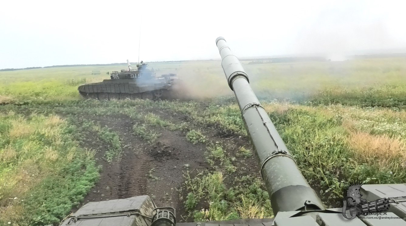 Фото тяжелой техники армии России на полигонах Донбасса: боевики "ДНР" засветили помощь Кремля