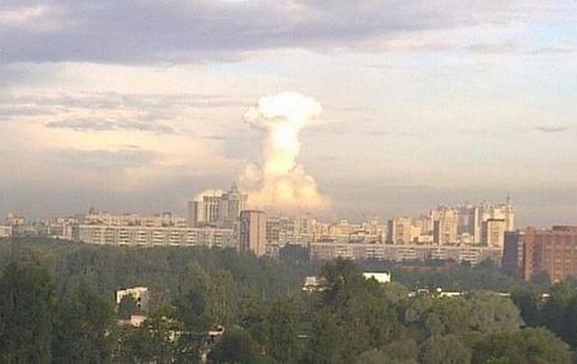 ​Местные жители: В Донецке и Макеевке слышны мощные взрывы