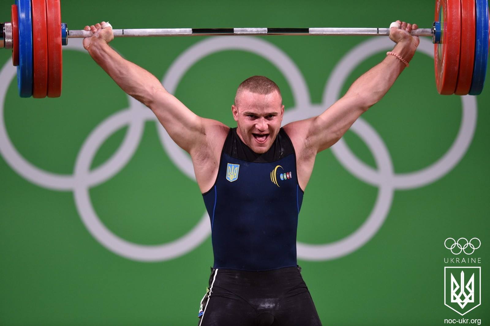Наш чемпион: Украина "уделала" Россию на чемпионате Европы по тяжелой атлетике
