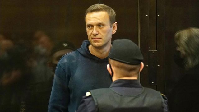 Навальный из тюрьмы записал новое обращение: "Железные двери за мной захлопываются"