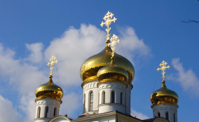 Церковная рука Кремля: УПЦ МП намеревается созвать Собор из-за "антиканоничного" решения Варфоломея по Украине