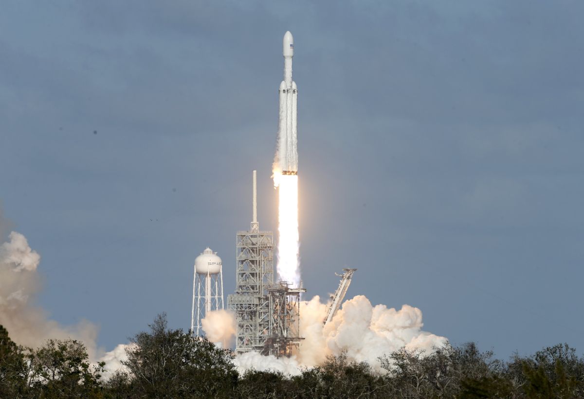 Украина помогла Илону Маску с историческим запуском ракеты Falcon Heavy: озвучены резонансные детали