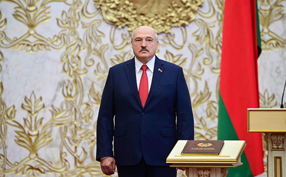 США и Британия выступили против Лукашенко и его фейковой инаугурации