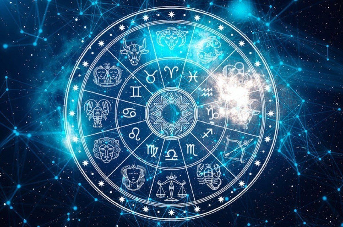 Астрологи назвали три знака зодиака, которым 2024 год принесет удачу 