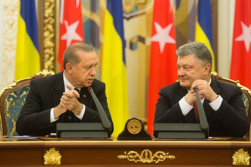 Более чем плодотворный визит: Порошенко и Эрдоган подписали ряд важных соглашений, которые заставят понервничать Кремль