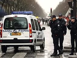 ​Стало известно гражданство трех участников теракта во Франции