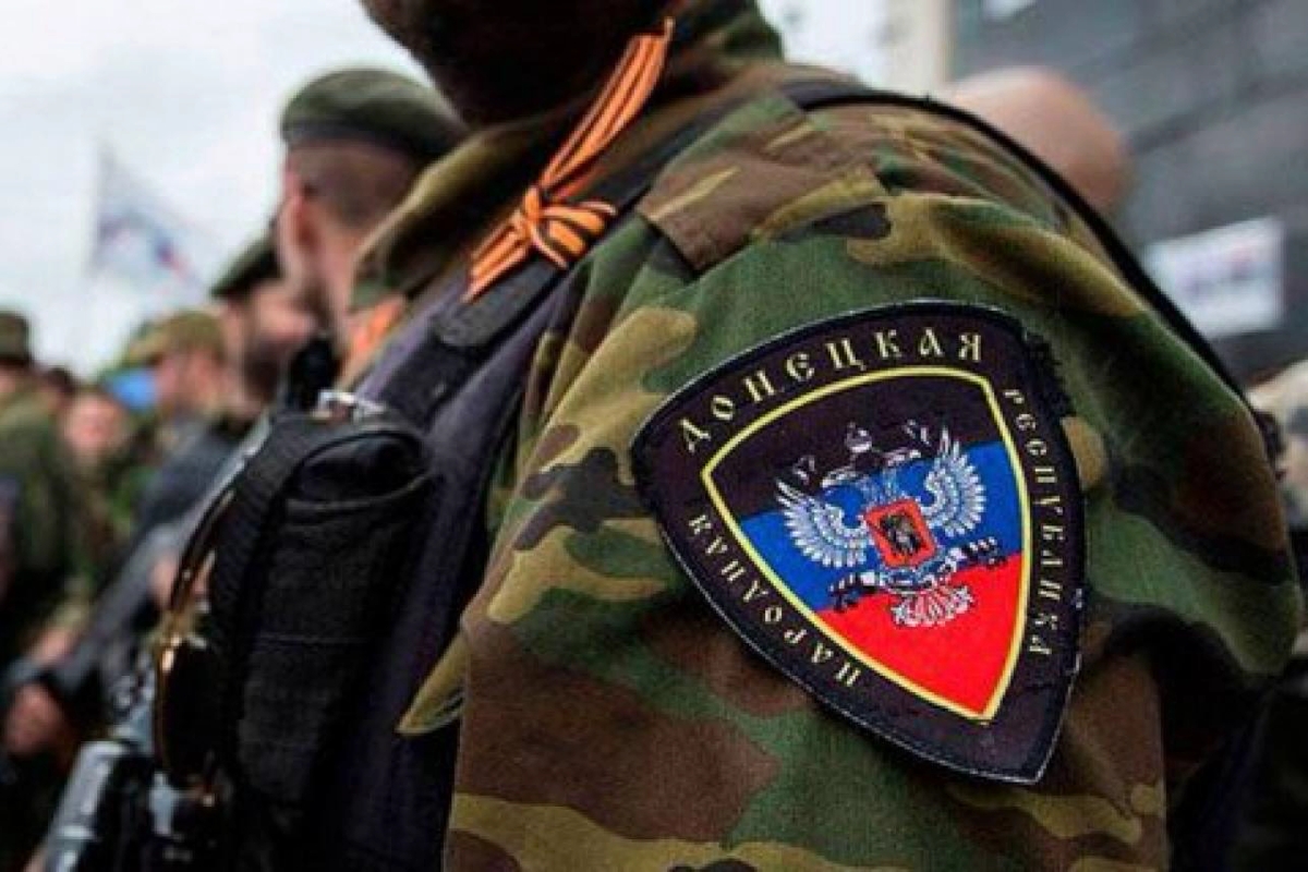 Серия взрывов прогремела на позициях боевиков "ДНР" - Бутусов объяснил, что происходит