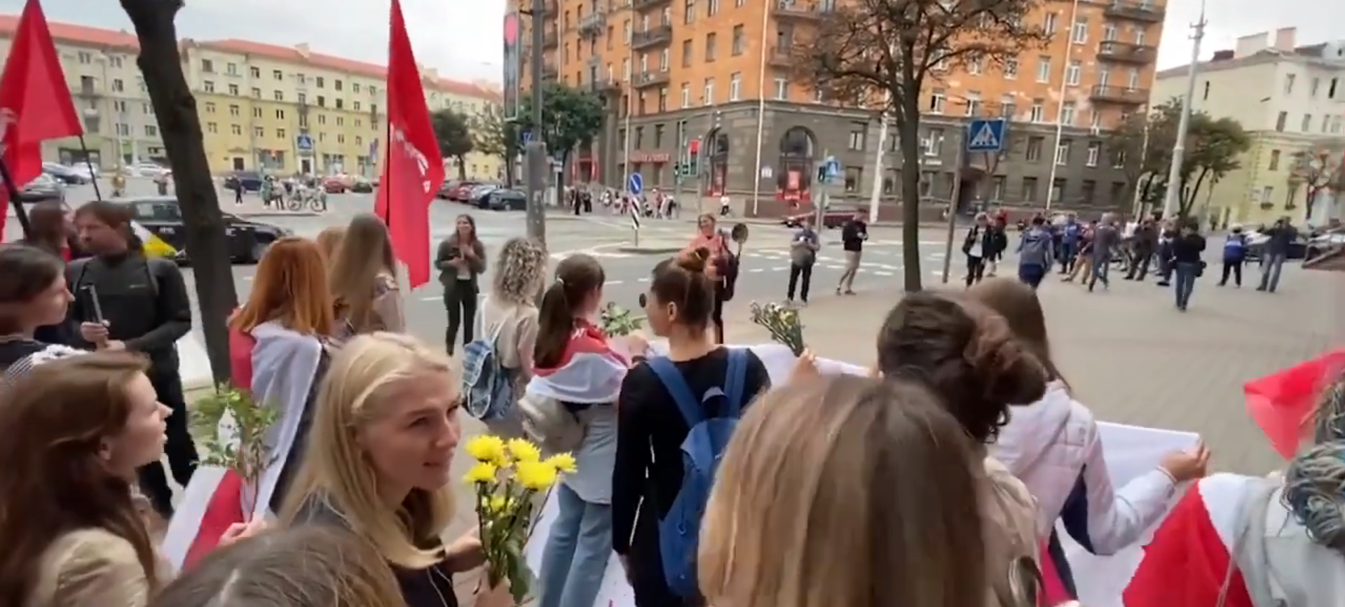 Женский марш в Минске: на протесты вышло более 5000 женщин 