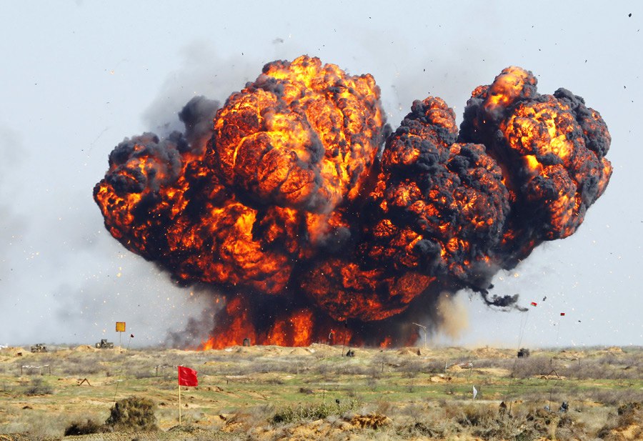 ​Масштабная трагедия в РФ: на границе с Казахстаном взорвался склад боеприпасов - сгорели десятки человек