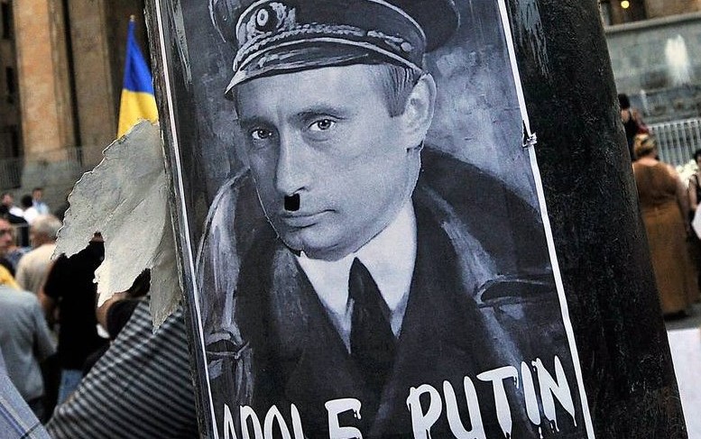 Вторжение армии РФ в Херсон, объявление войны или шантаж: The Guardian выяснила, чего ждать от агрессии Путина в Крыму