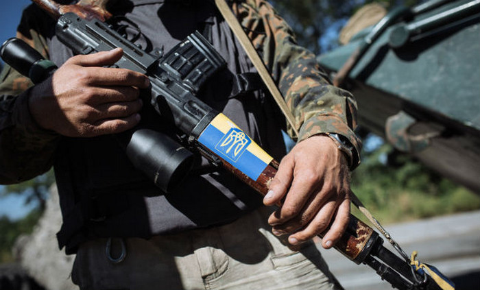 Ценный свидетель расстрела военных в Станице Луганской нашелся: имя военного не разглашается, он охраняется полицией 