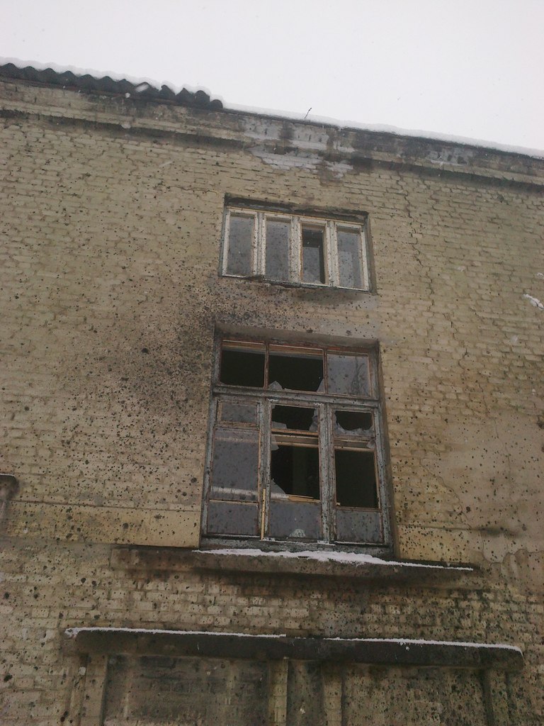 Как выглядит улица Велозаводская в Донецке после воскресного обстрела