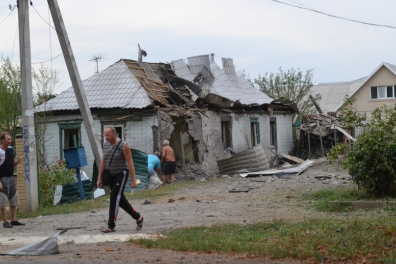 ​В Харцызске начался обстрел