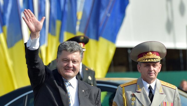 Выступление Петра Порошенко в Киеве на параде ко Дню независимости