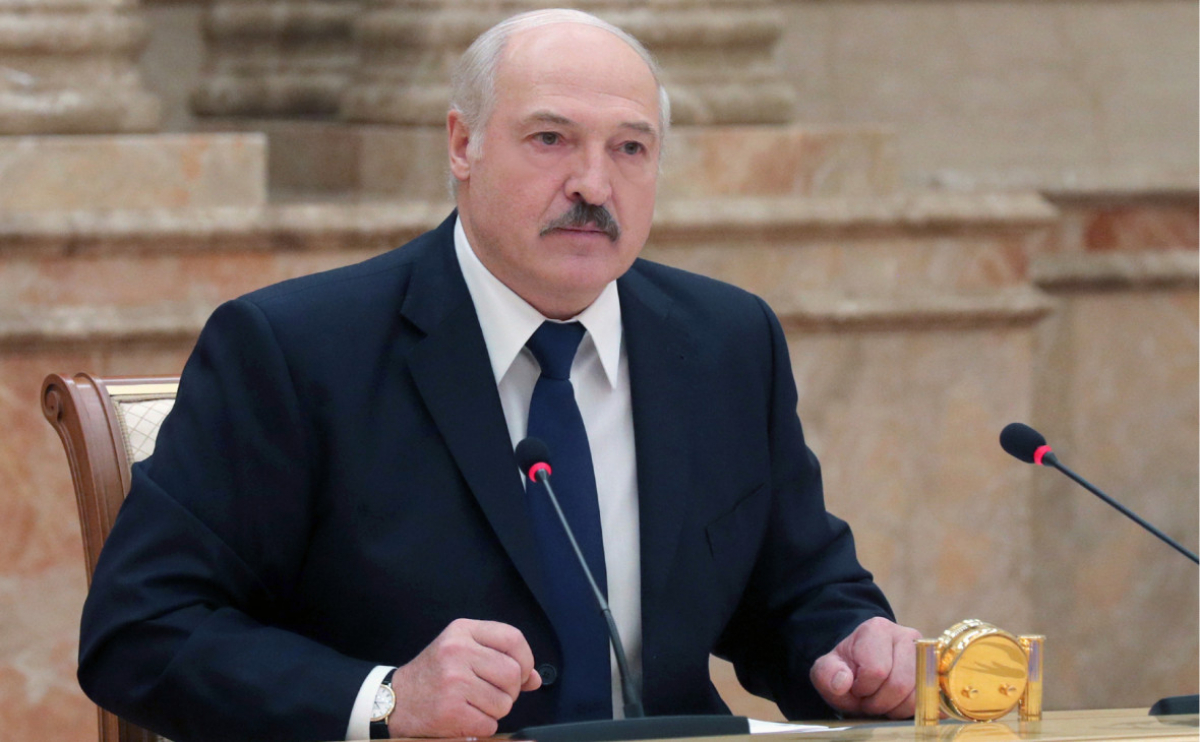Лукашенко после встречи с Путиным принял решение поменять Конституцию
