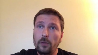 Анатолий Шарий просит освободить задержанных силами ЛНР журналистов 