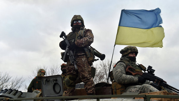 Украинским защитникам значительно повысили зарплату за службу в зоне АТО: министр раскрыл суммы надбавок к оплате военных ВСУ за защиту государства