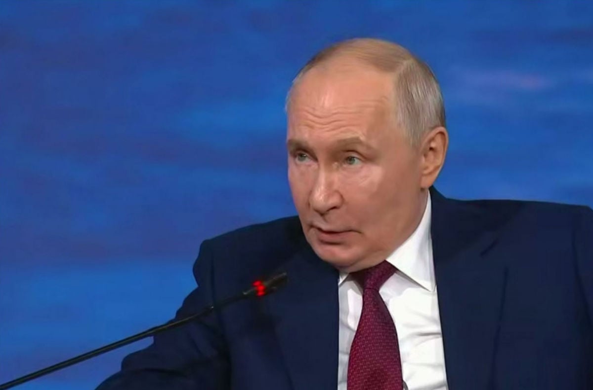 Путин признал проблемы в экономике из-за украинских атак на Россию