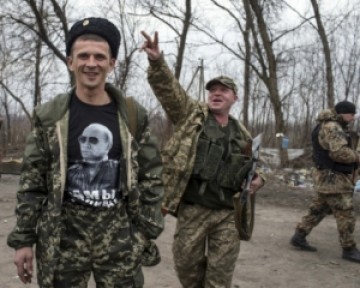 ​Очередные пьяные выходки боевиков: сепаратисты похитили из своего подразделения БМП и сбили электроопору под Донецком