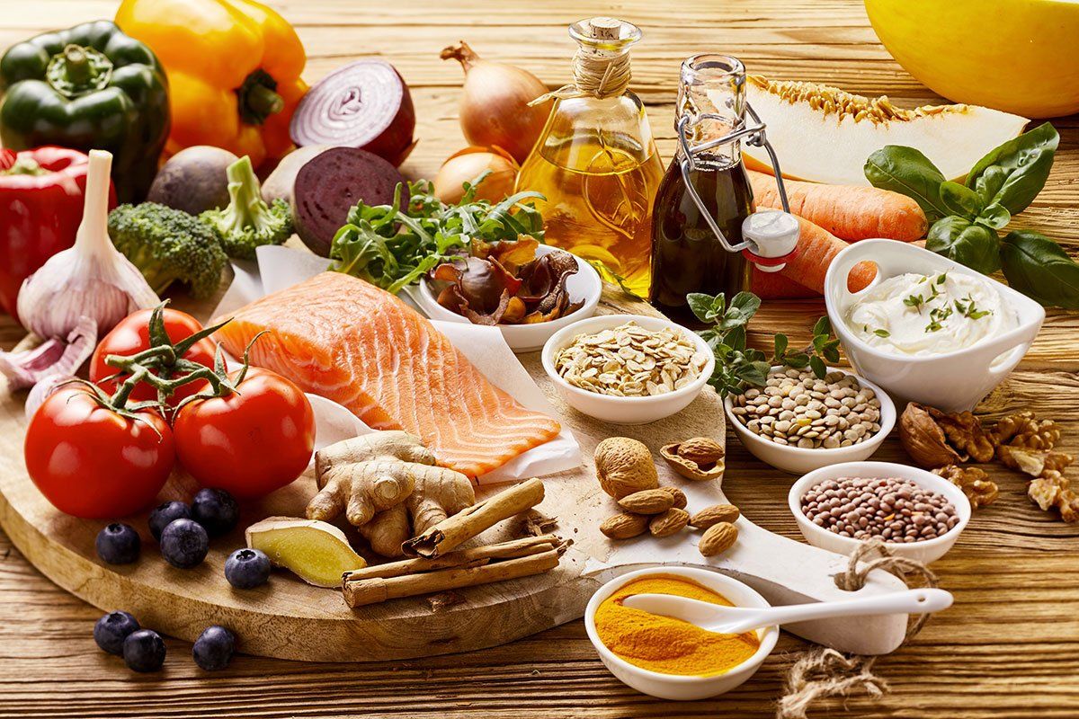 Диета, когда можно есть все: какие продукты продлят жизнь и сохранят красоту