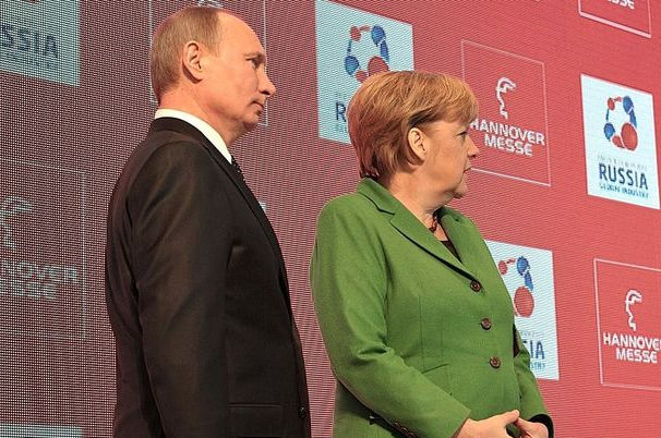 ​"Германия готова к ответственности", - Меркель рассказала, к какому варианту по Донбассу будет склонять Путина