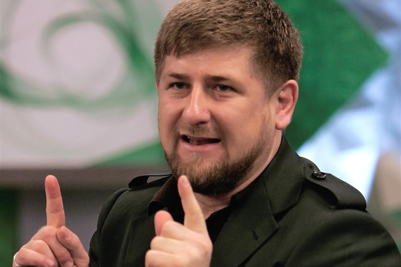 ​Кадыров выступил против силовиков Путина и разрешил стрелять в российских полицейских‏