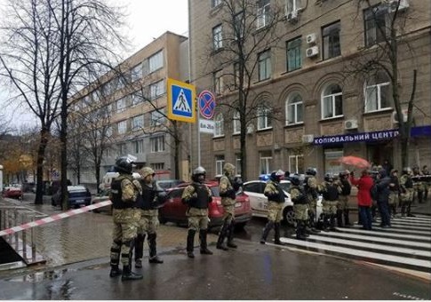 Дело о "рюкзаках  Авакова": источники сообщили, что задержан еще один "очень серьезный человек" и экс-замминистра МВД
