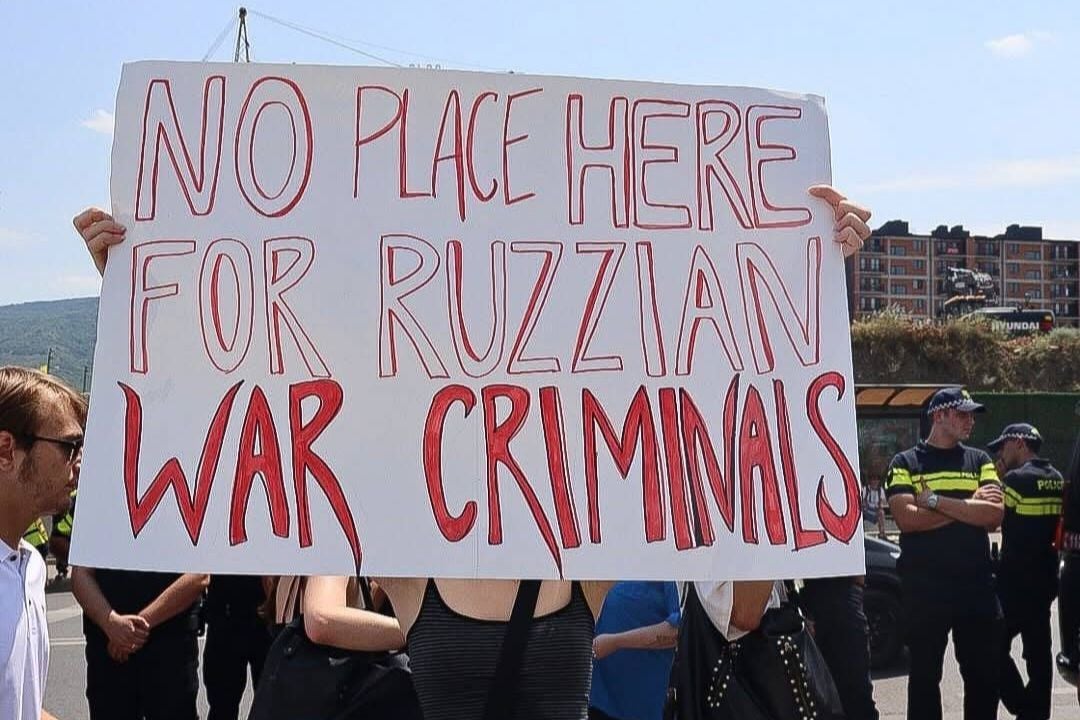 ​"Здесь вам не рады!": Тбилиси восстал против участия россиян в ЧМ по фехтованию