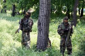 За ночь в Донбассе были обстреляны три блокпоста сил АТО
