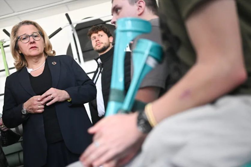 ​Министр Германии Шульце открыла крупнейший в Украине центр протезирования