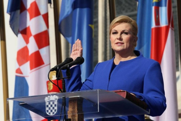 "Россия создаст еще одну "народную республику", теперь на Балканах", - лидер Хорватии Колинда Грабар-Китарович обеспокоена "нездравой акивностью" РФ в Боснии