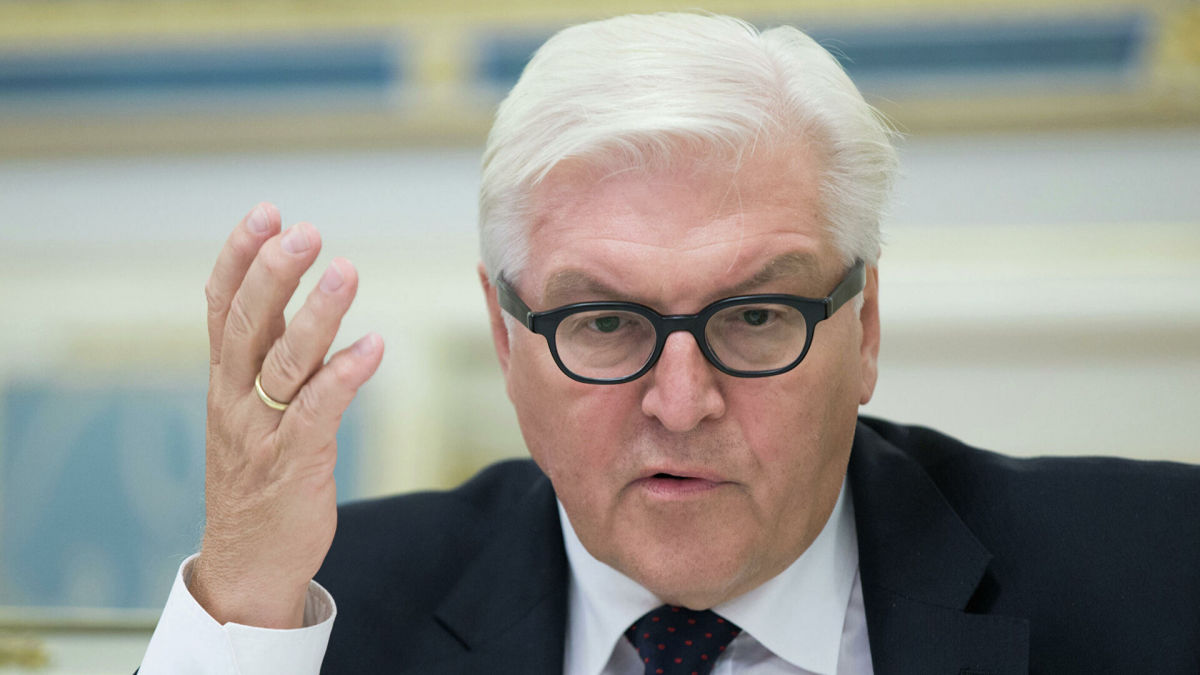 Штайнмайер отреагировал на слухи о возможной потере Украиной безвиза с ЕС
