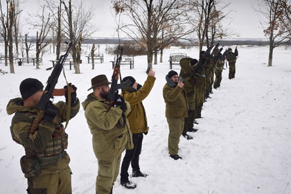 Число боевиков в Донбассе впервые превысило по численности наши группировки, - Пашинский