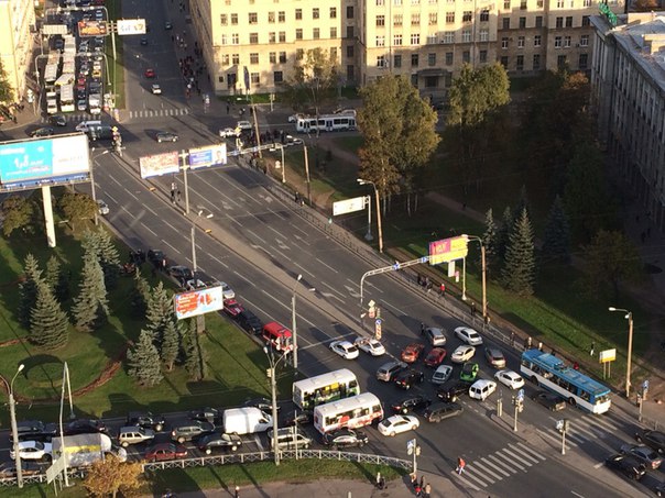 Мощный взрыв в Санкт-Петербурге: пострадавшей оторвало ногу