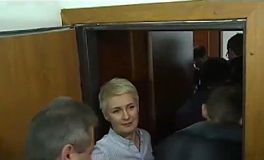​Козаченко вышла из Главного следственного управления после 5 часов допроса