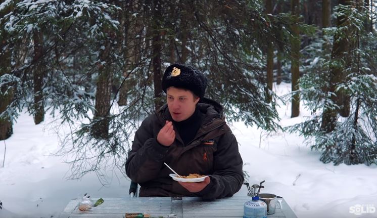 ​“Офигеть! Не понимаю, как они смогли!” - российский блогер впечатлен новым армейским сухпайком Украины. Кадры