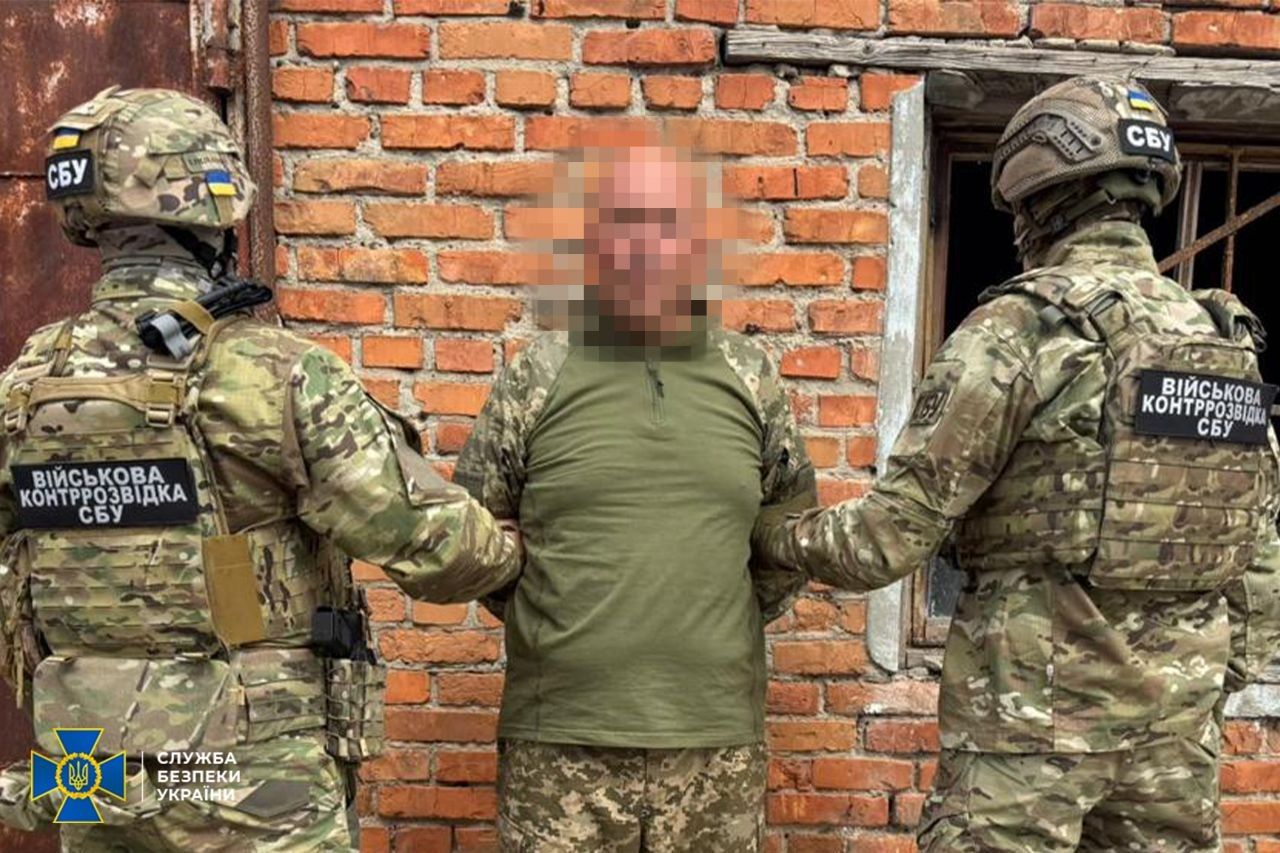 На Харьковщине раскрыт "крот" ФСБ в рядах ВСУ: помогал навести ракетный удар по рембату БПЛА – СБУ
