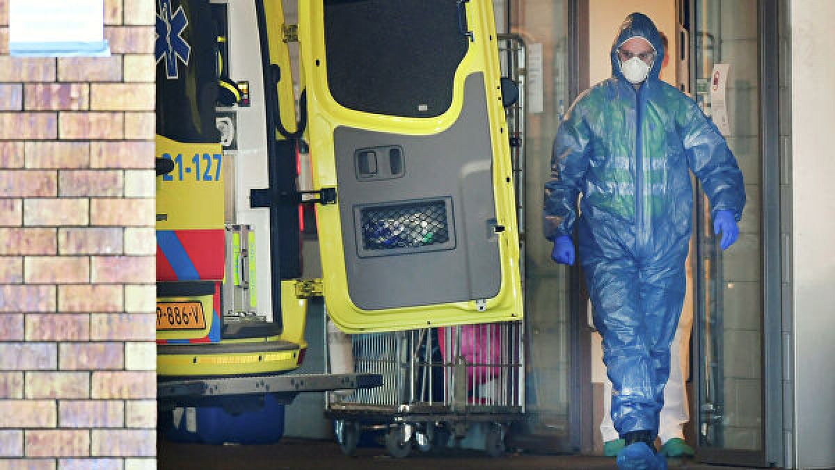 Нидерланды - новый очаг коронавируса в мире: cчет инфицированных идет на тысячи, много погибших