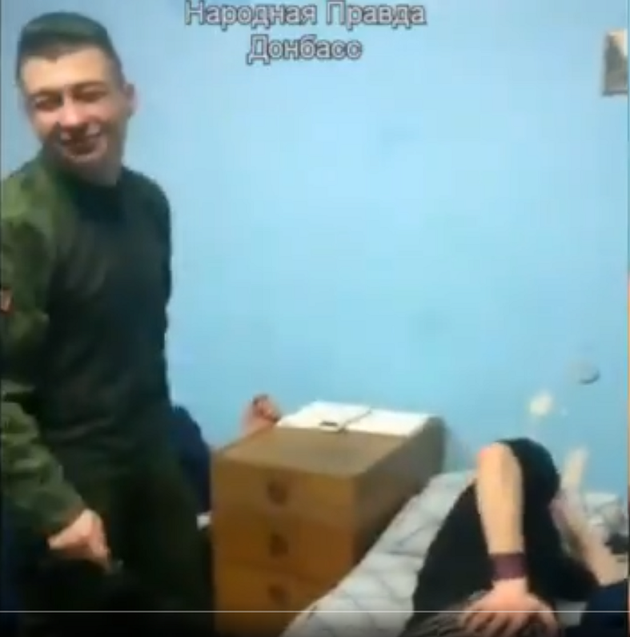 Армия "ДНР" быстро разваливается: в Сеть утекло видео, как боевики избивают друг друга в казармах