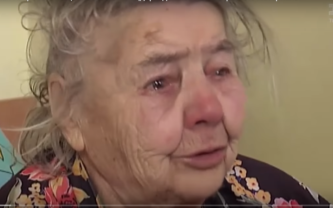 "Игорь у меня очень человечным был, очень совестным, очень жалостливым", - брошенная бабушка Плотницкого дала первое интервью
