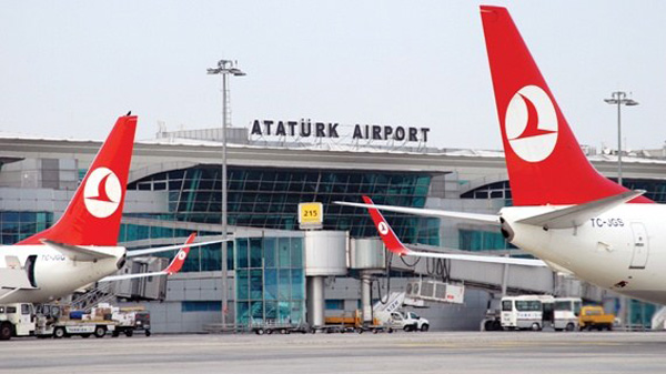 Террористы в аэропорту Стамбула убили жительницу Украины и ранили еще троих граждан - МИД
