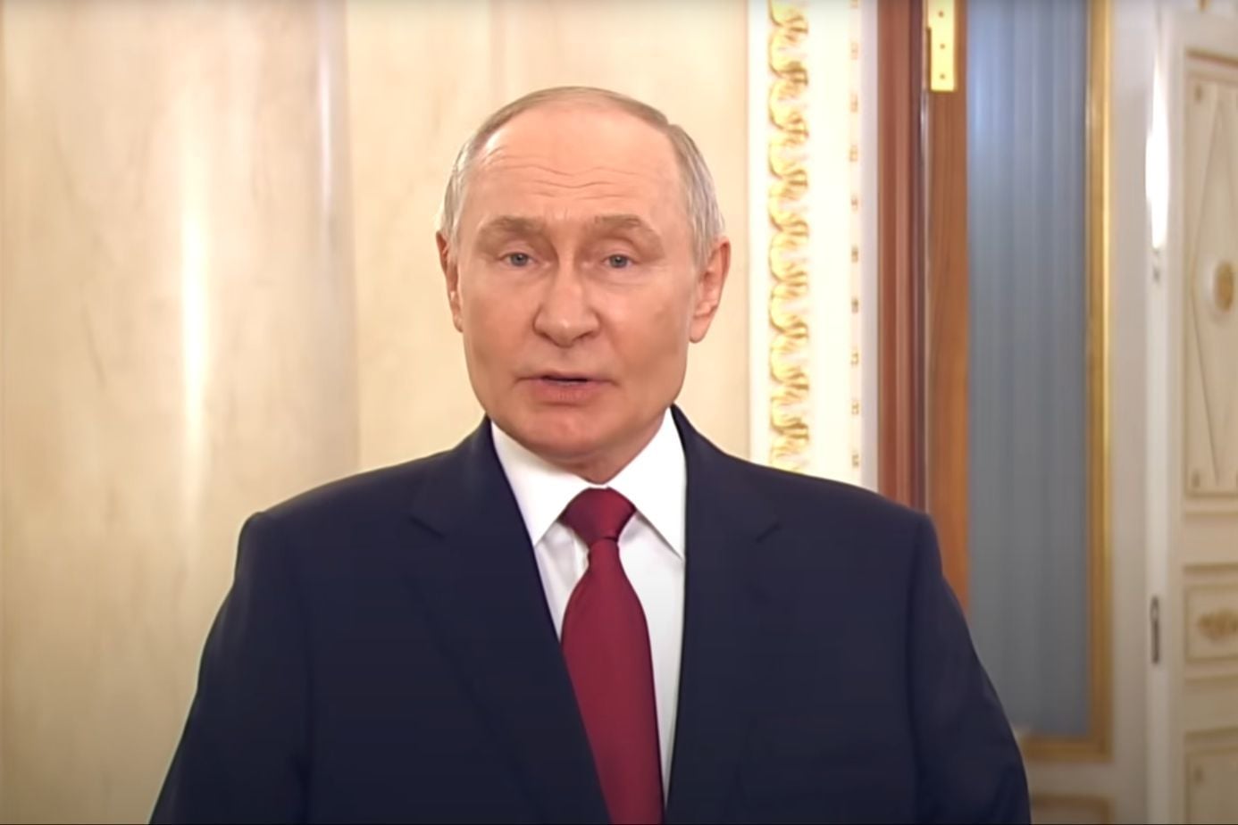 Кремль "по ошибке" выложил сморкающегося Путина на 8 Марта - Z-каналы кричат о бунте в окружении