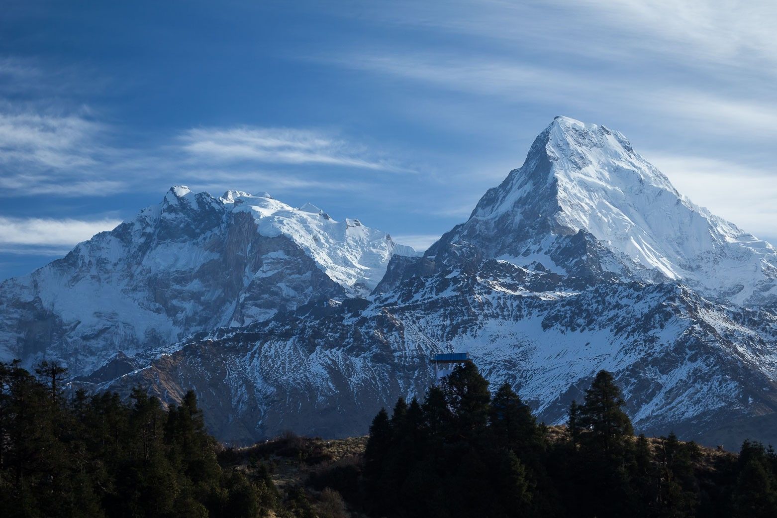 ​Совершили невозможное: трое альпинистов из Украины покорили гору Аннапурну в Гималаях