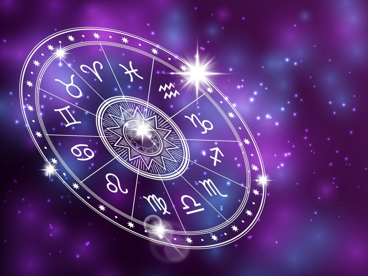 Астрологи назвали 5 знаков зодиака, которым повезет в полнолуние 16 апреля 