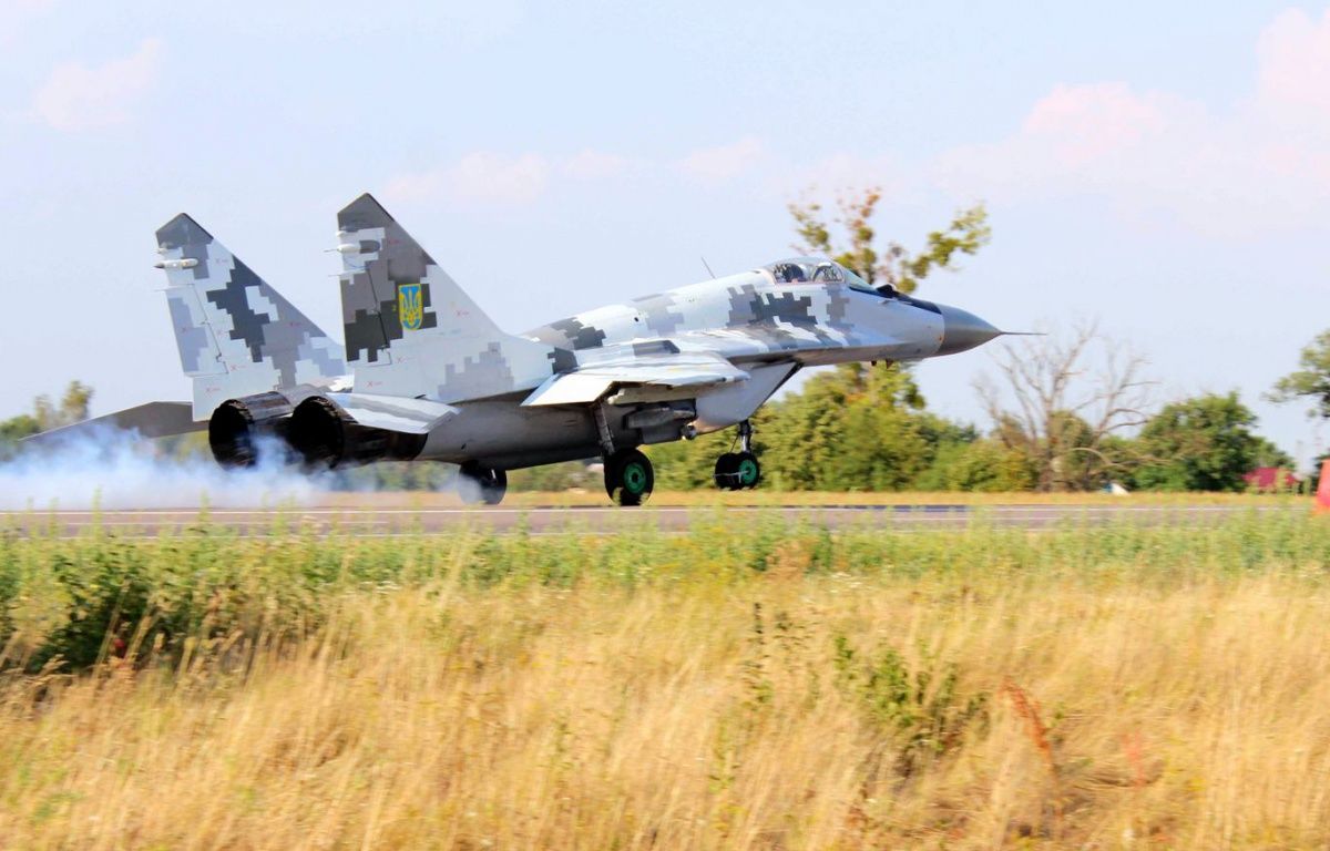 ​Украинская авиация нанесла 8 ударов по вражеским позициям: ОК "Юг" озвучило потери оккупантов