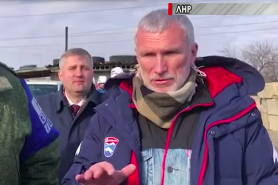 ​Депутат Госдумы РФ Журавлев "засветился" в "разведенных" Золотом и Станице Луганской