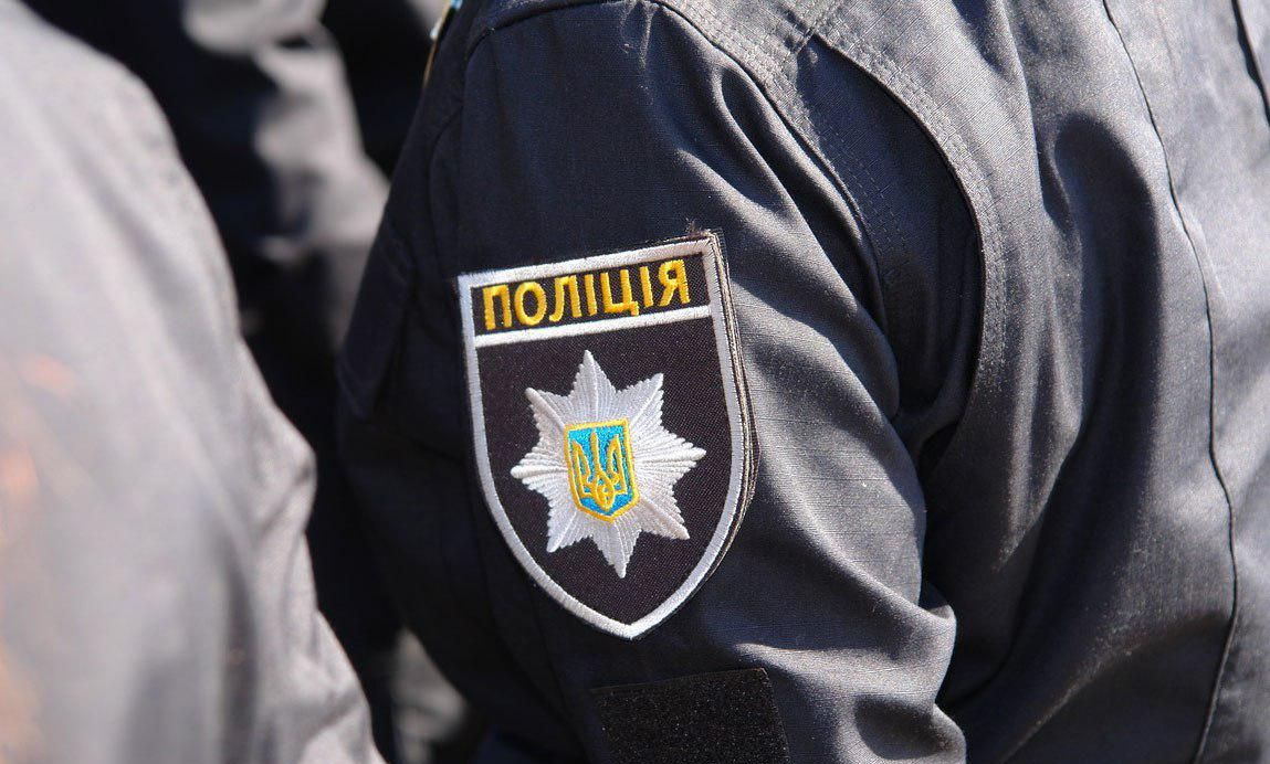 В Тернополе будут судить полицейского, отнявшего смартфон у маленького мальчика