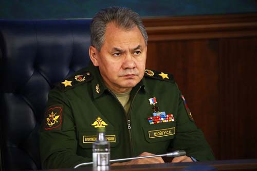 Шойгу перенял у Рогозина привычку везде видеть только нацизм: министр обороны РФ не разглядел разницы между вооруженными силами Британии и армией Гитлера