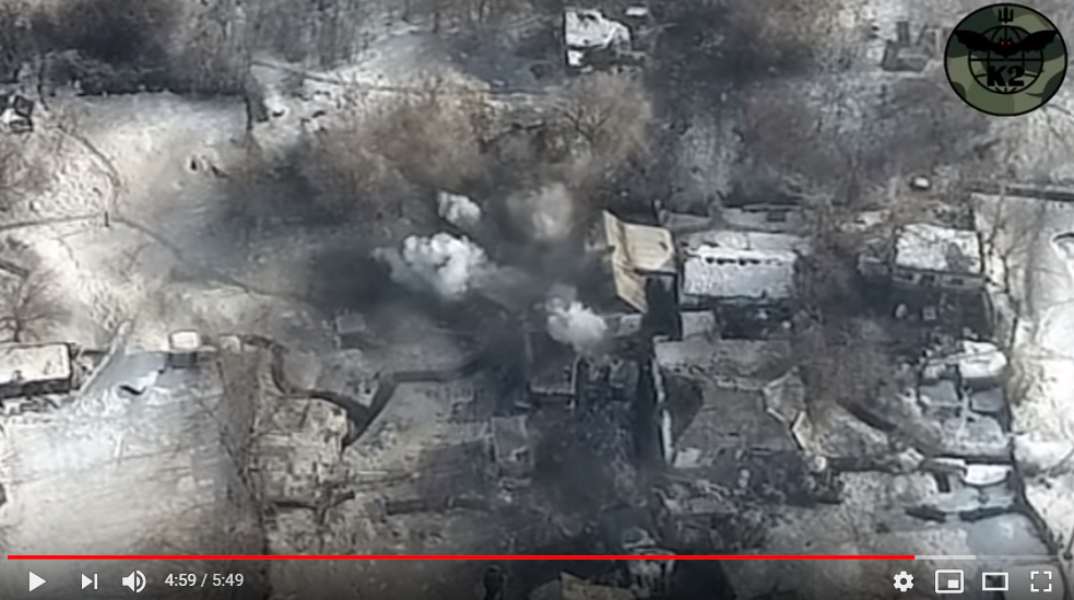 ВСУ уничтожили командный пункт "Л/ДНР" на Донбассе: видео подбитой бронетехники, у боевиков тяжелые потери